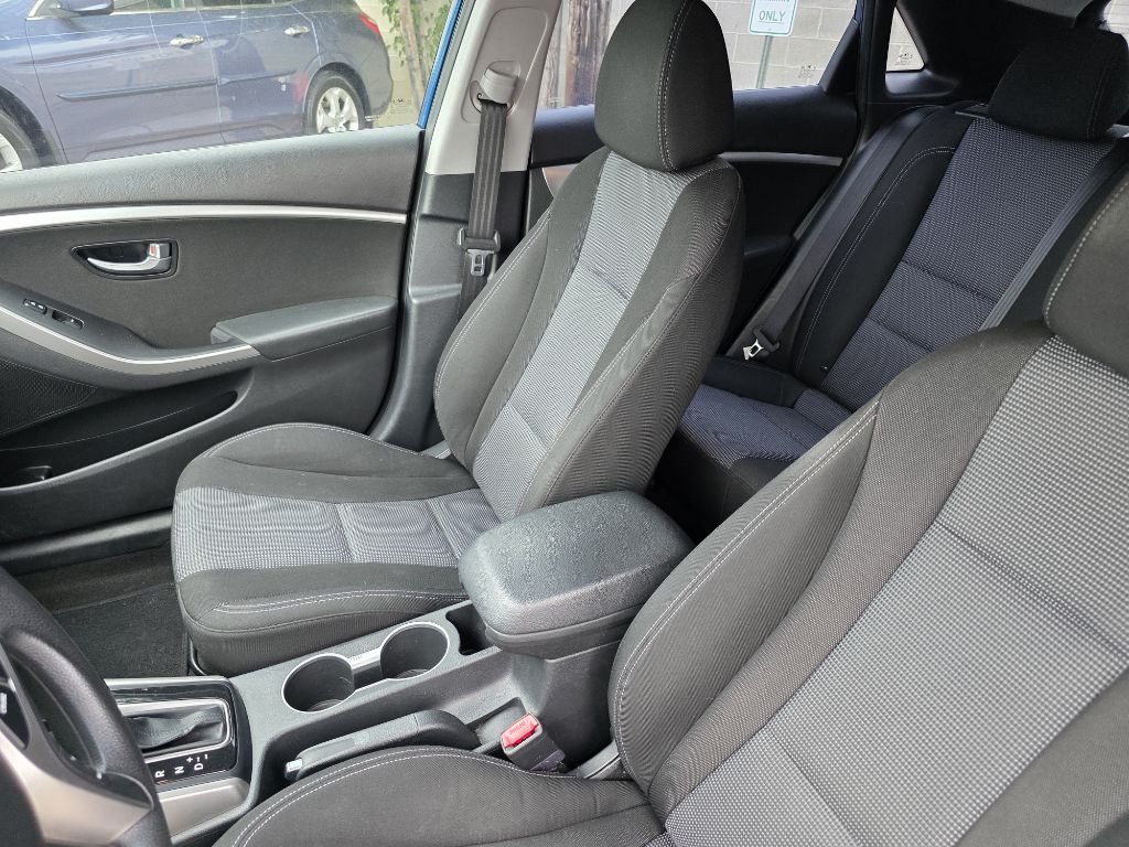 2015 Hyundai Elantra Image 11