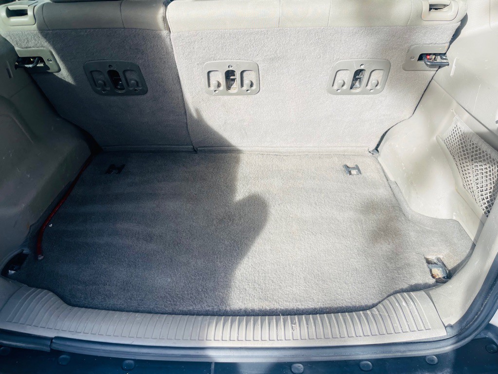 2005 Jeep Liberty Image 18