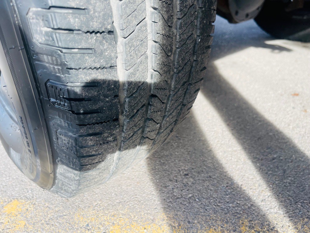 2005 Jeep Liberty Image 20