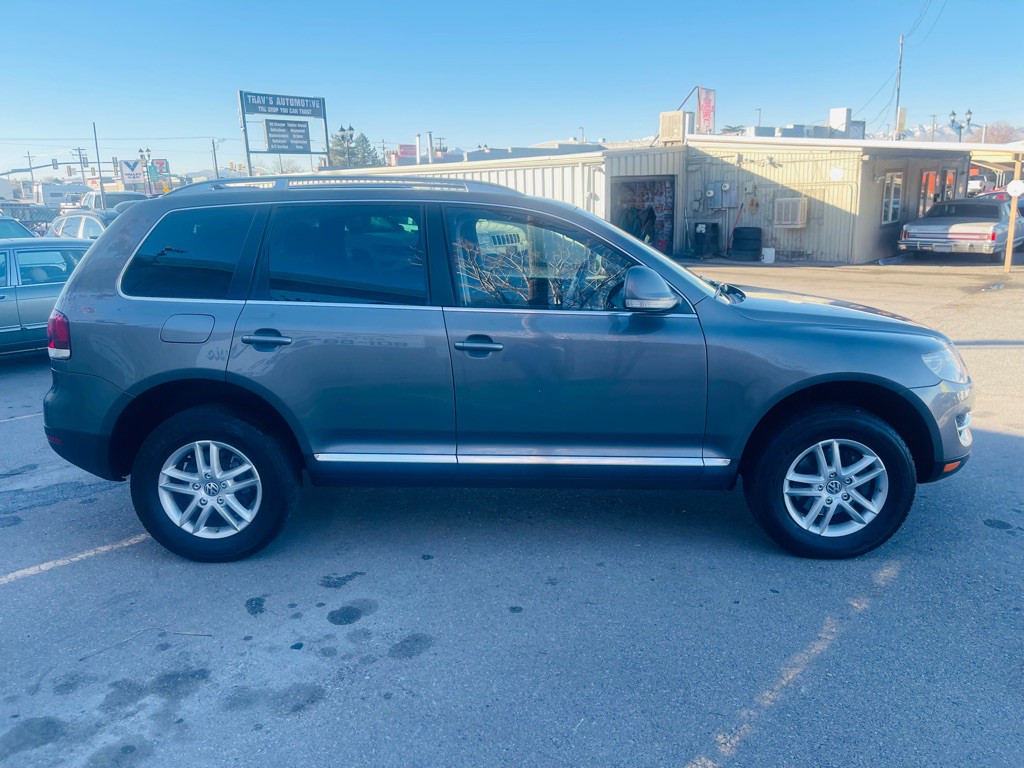 2008 Volkswagen Touareg Image 4