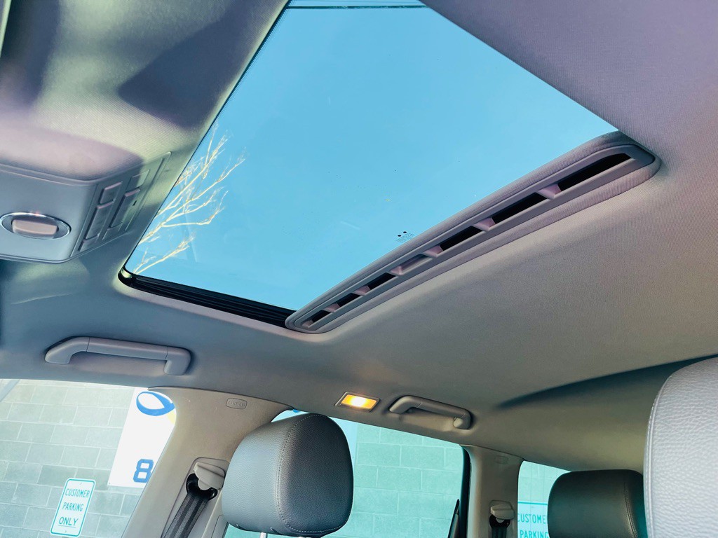 2008 Volkswagen Touareg Image 15