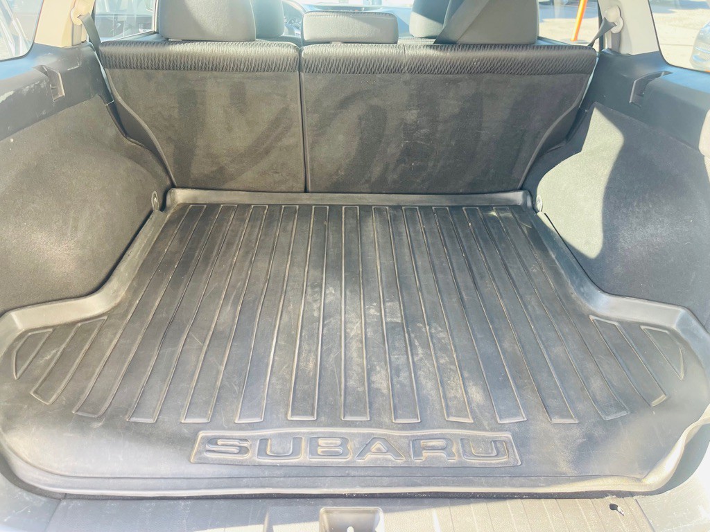 2012 Subaru Outback Image 18