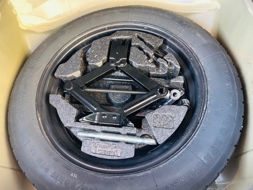 2012 Subaru Outback Image 20