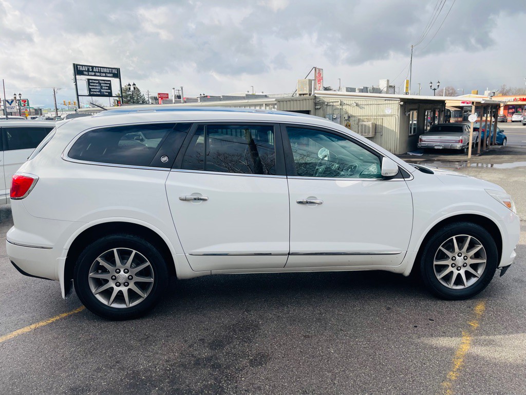 2017 Buick Enclave Image 4