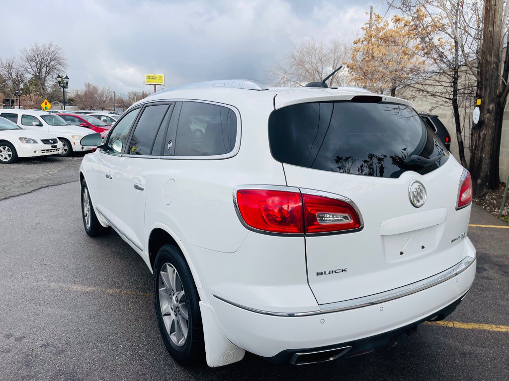 2017 Buick Enclave Image 7