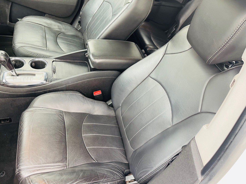 2017 Buick Enclave Image 10