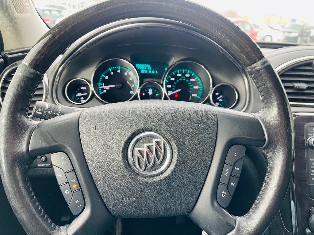 2017 Buick Enclave Image 12