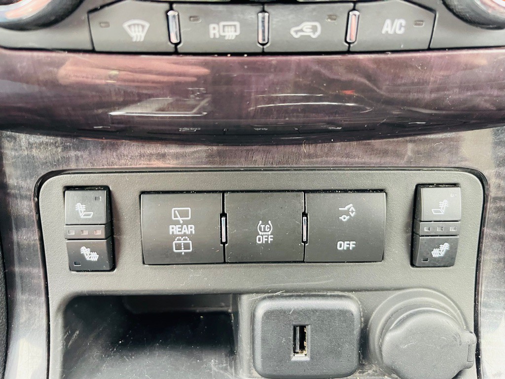 2017 Buick Enclave Image 16