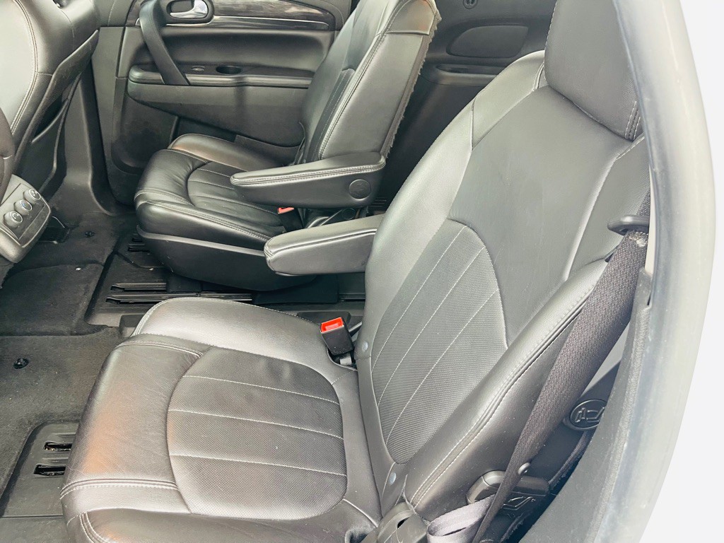 2017 Buick Enclave Image 20