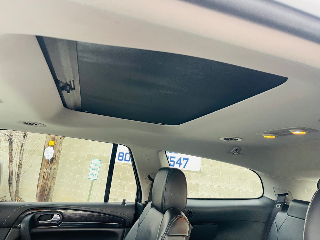 2017 Buick Enclave Image 23