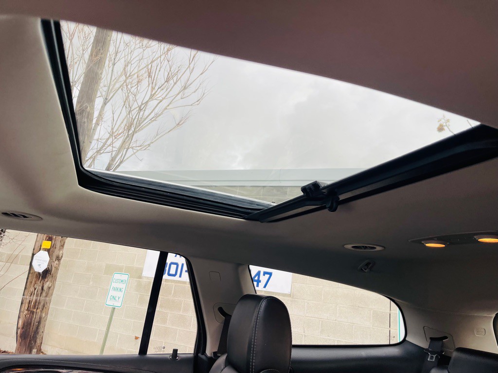 2017 Buick Enclave Image 24