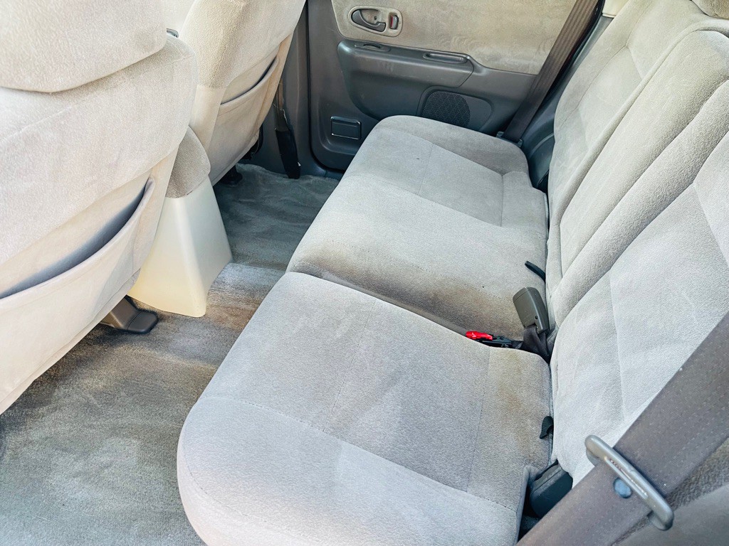 2000 Mitsubishi Montero Image 17