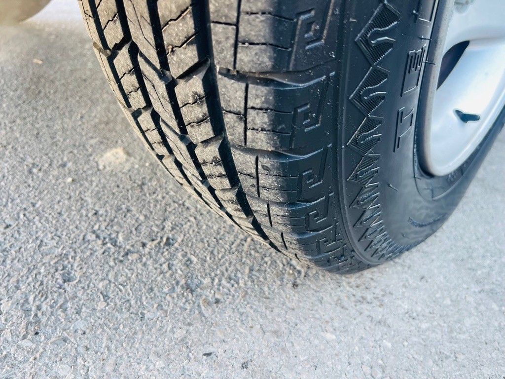 2000 Mitsubishi Montero Image 21