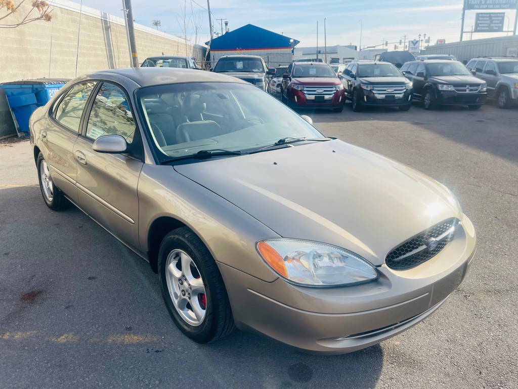 2003 Ford Taurus Image 3