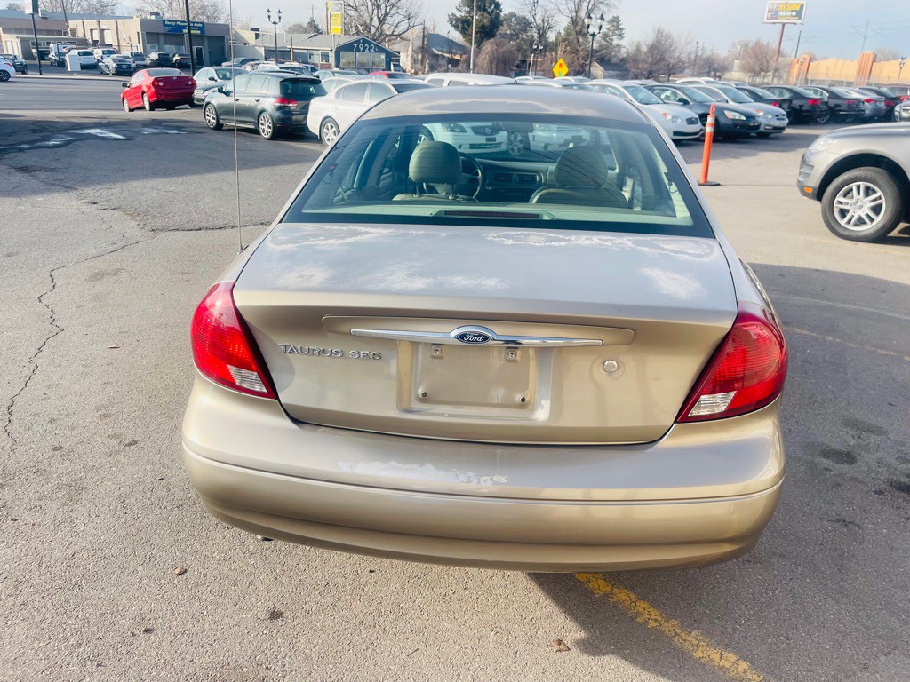 2003 Ford Taurus Image 6