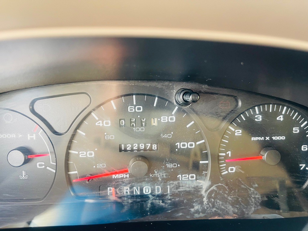 2003 Ford Taurus Image 13