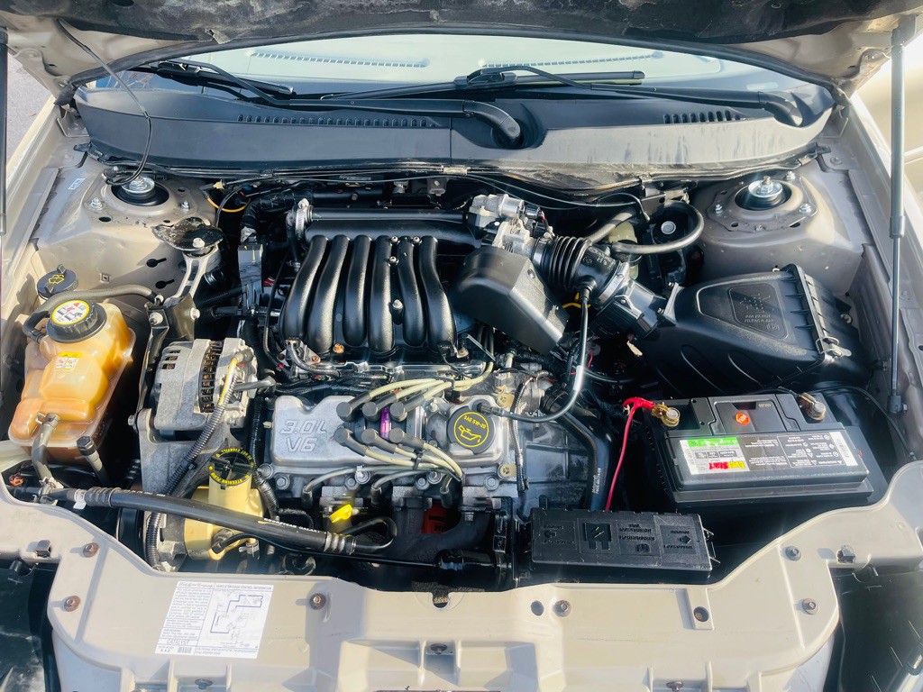 2003 Ford Taurus Image 24