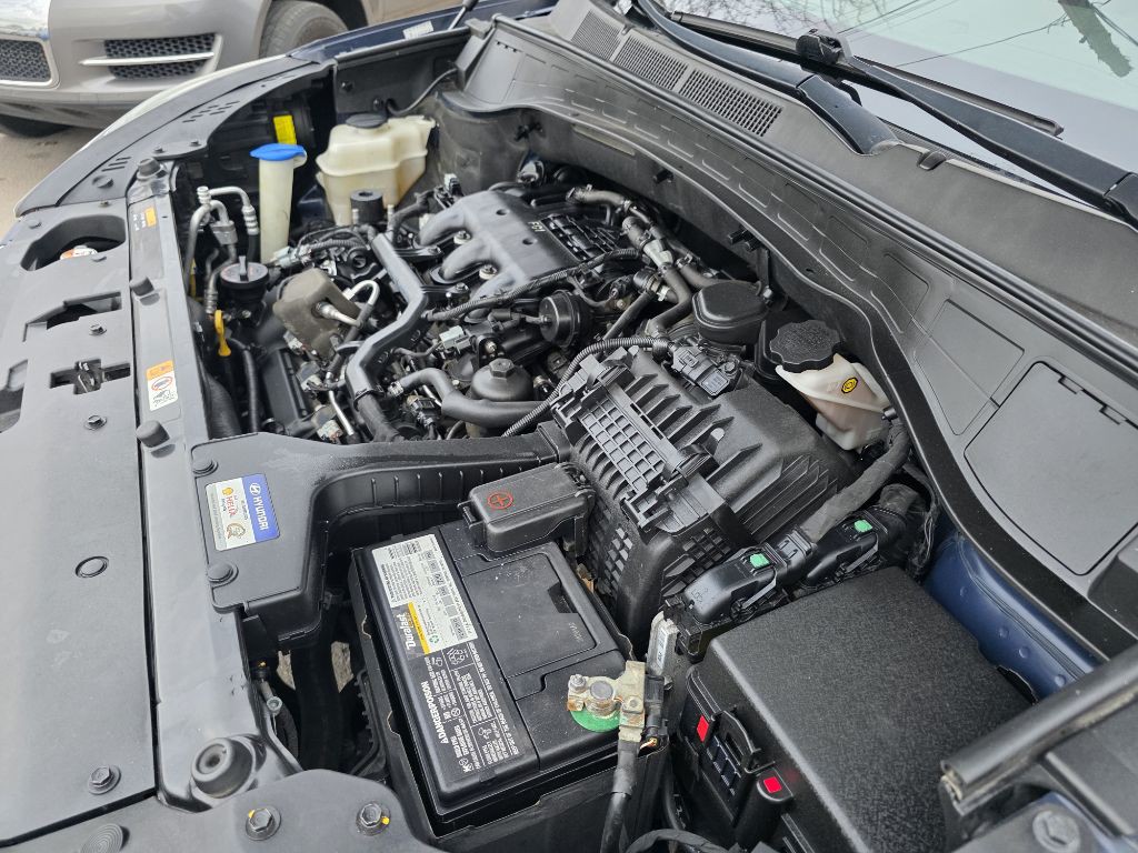 2017 Hyundai Santa Fe Image 33