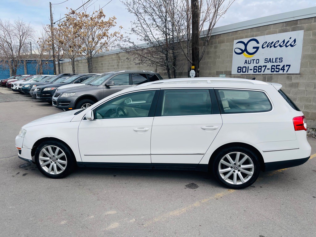 2010 Volkswagen Passat Image 8