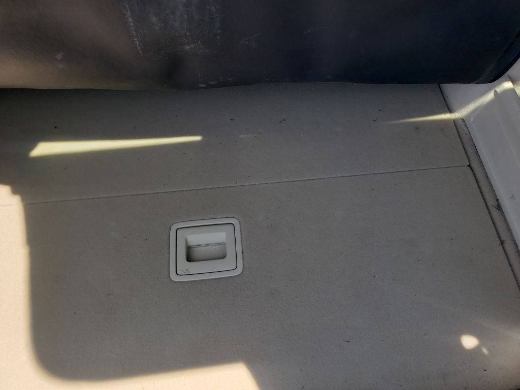 2010 Volkswagen Passat Image 22