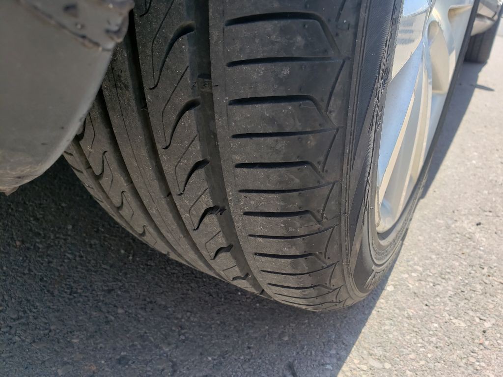 2010 Volkswagen Passat Image 29