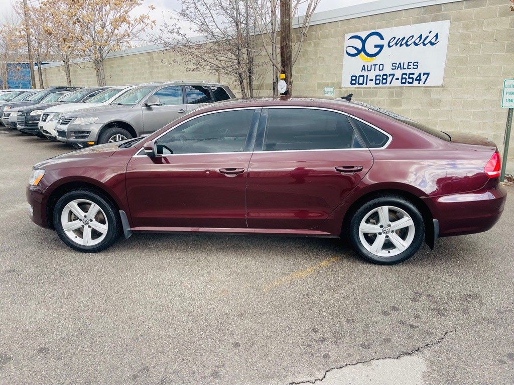 2013 Volkswagen Passat Image 8