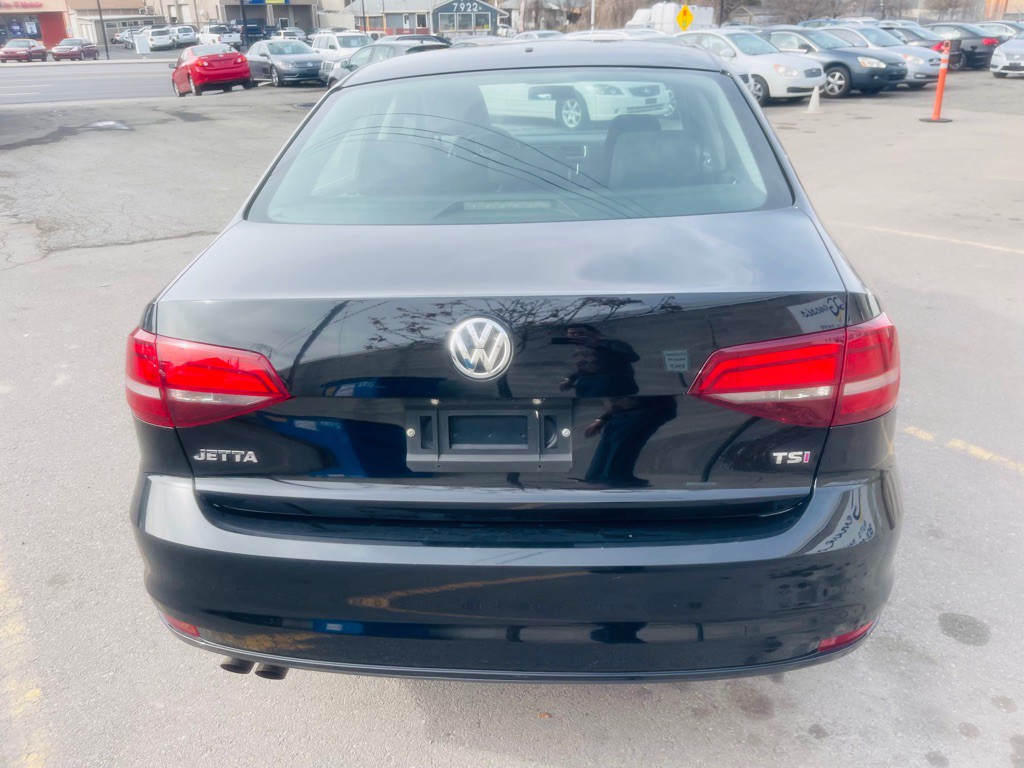 2017 Volkswagen Jetta Image 6