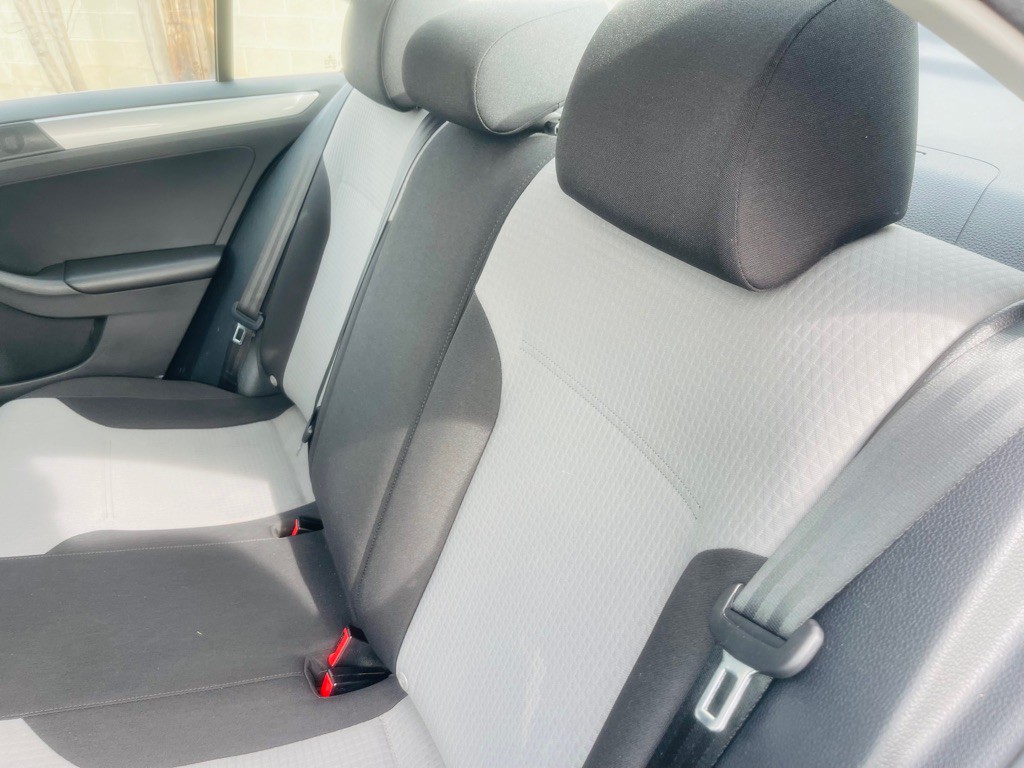 2017 Volkswagen Jetta Image 17