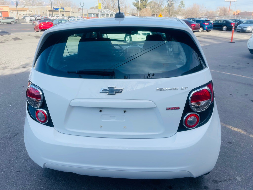 2015 Chevrolet Sonic Image 6