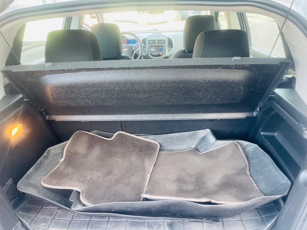 2015 Chevrolet Sonic Image 18