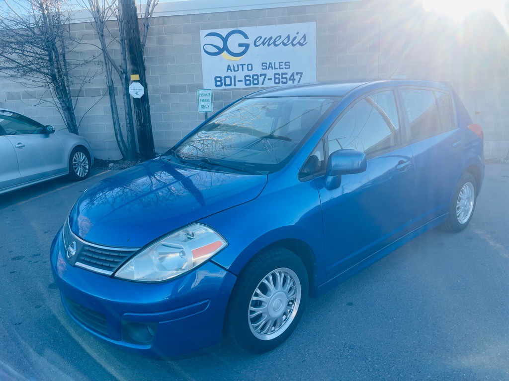 2008 Nissan Versa Image 1