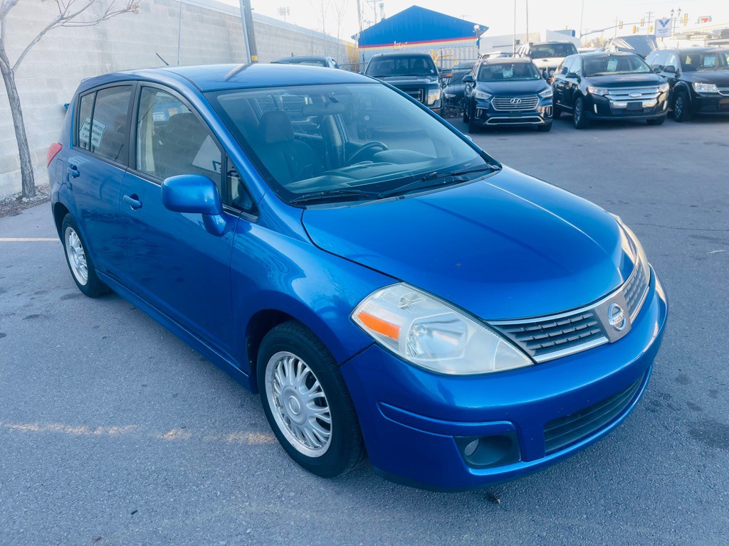 2008 Nissan Versa Image 3