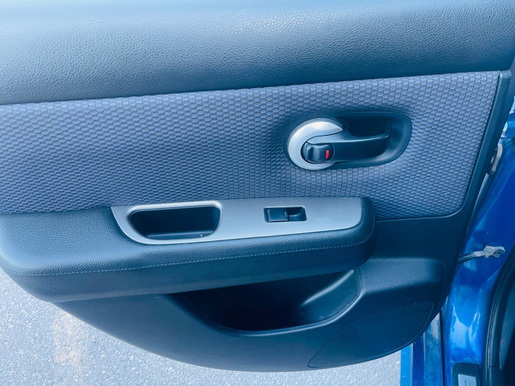 2008 Nissan Versa Image 14