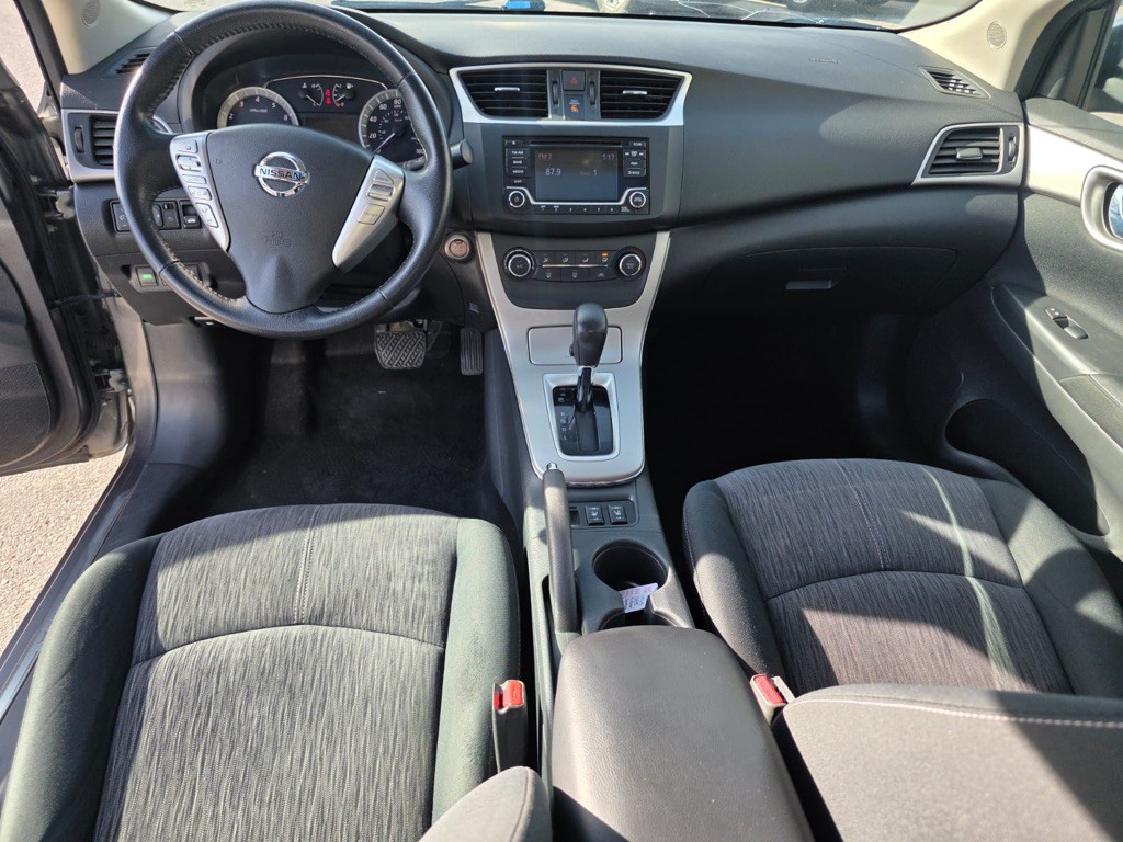 2015 Nissan Sentra Image 12