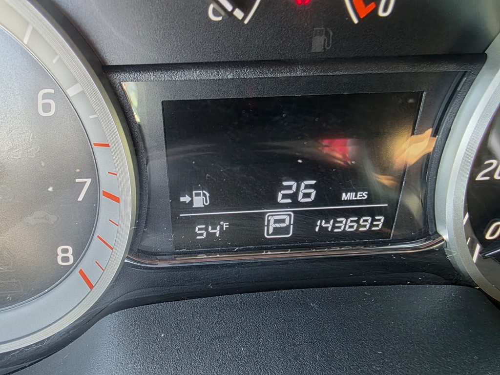 2015 Nissan Sentra Image 16