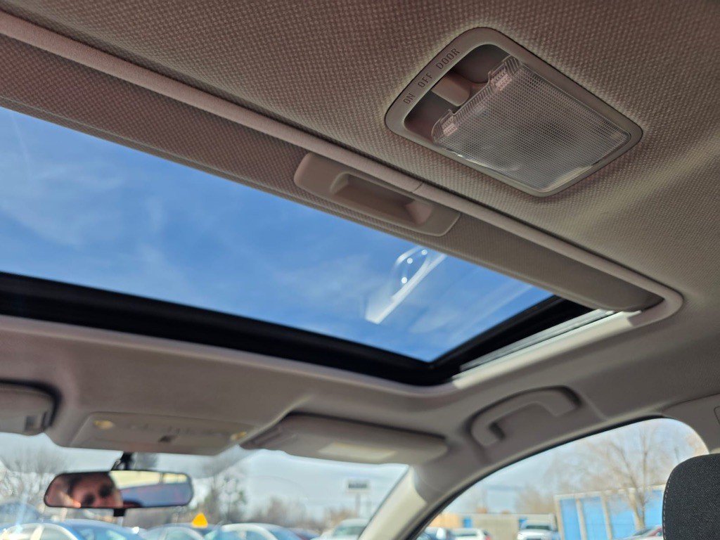 2015 Nissan Sentra Image 21