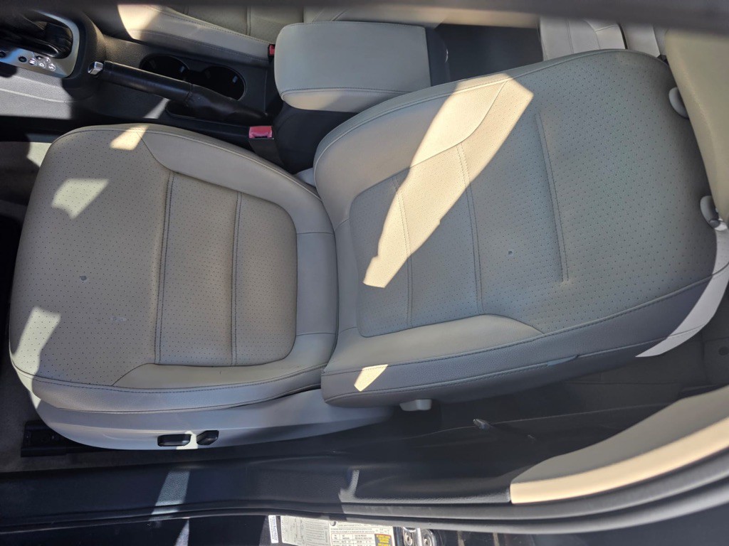 2013 Volkswagen Jetta Image 10