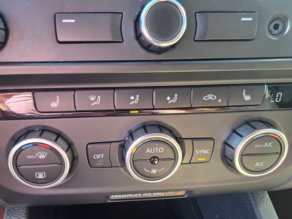 2013 Volkswagen Jetta Image 19