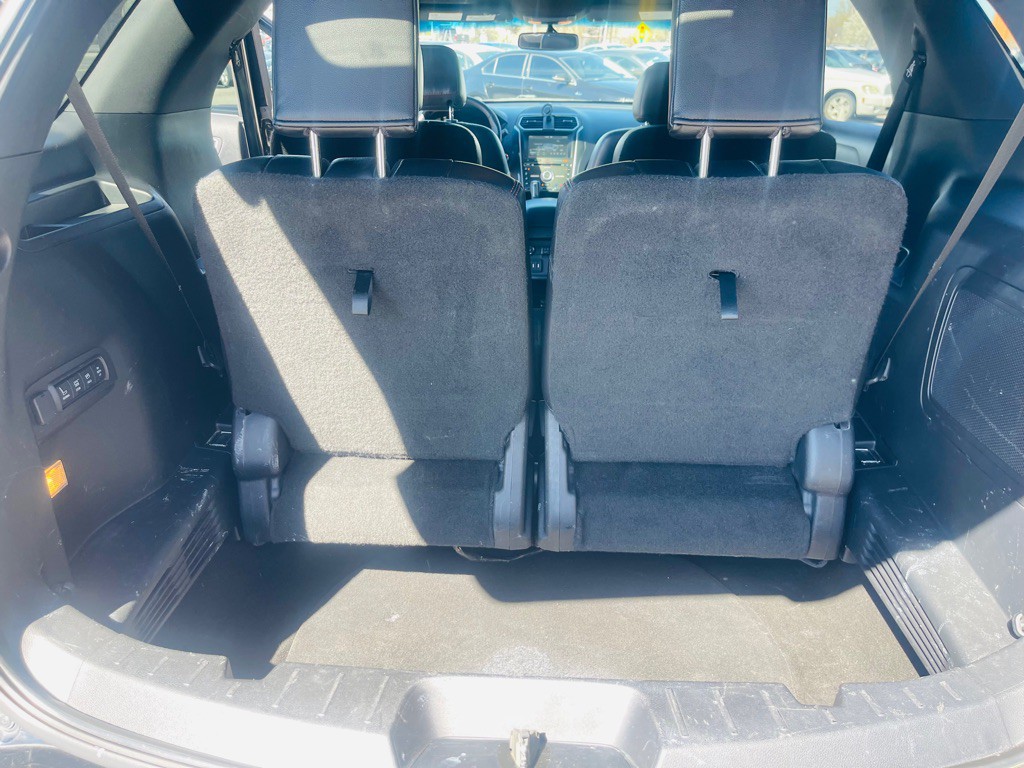 2016 Ford Explorer Image 22