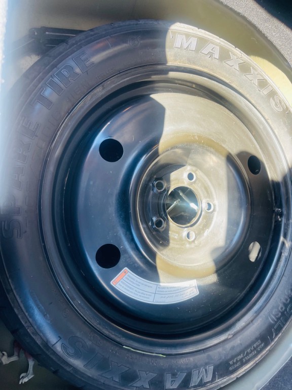 2016 Ford Explorer Image 24