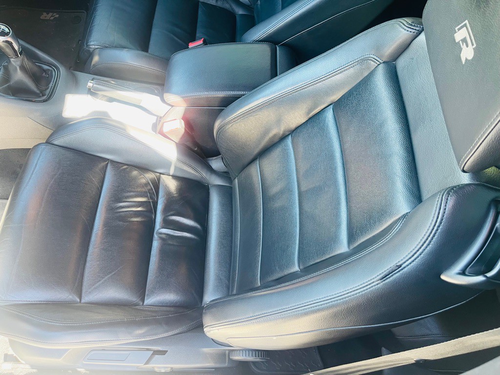 2012 Volkswagen Golf Image 10