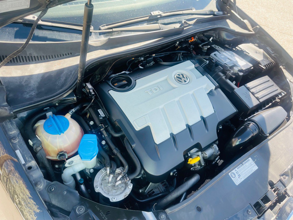 2012 Volkswagen Jetta Image 27