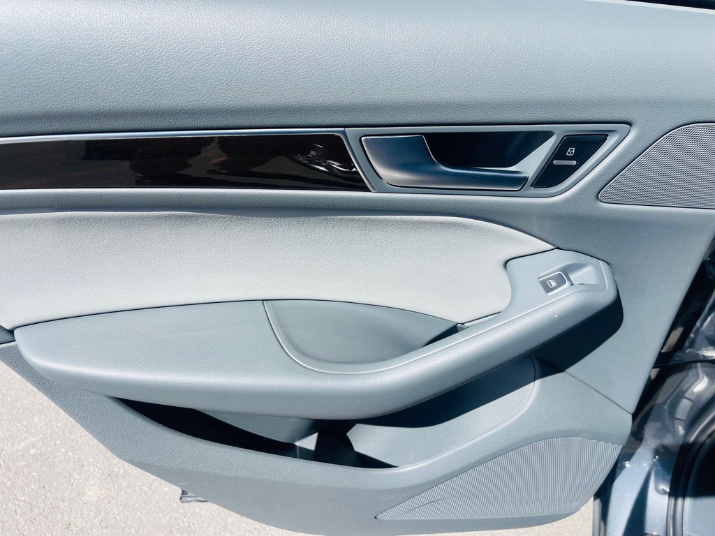 2013 Audi Q5 Image 18