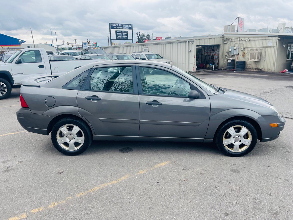 2007 Ford Focus Image 4