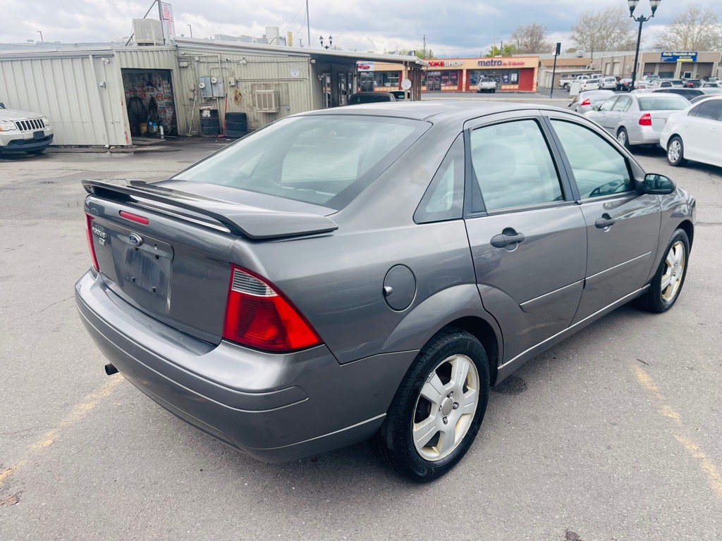 2007 Ford Focus Image 5