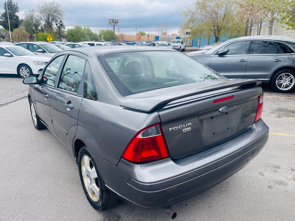 2007 Ford Focus Image 7