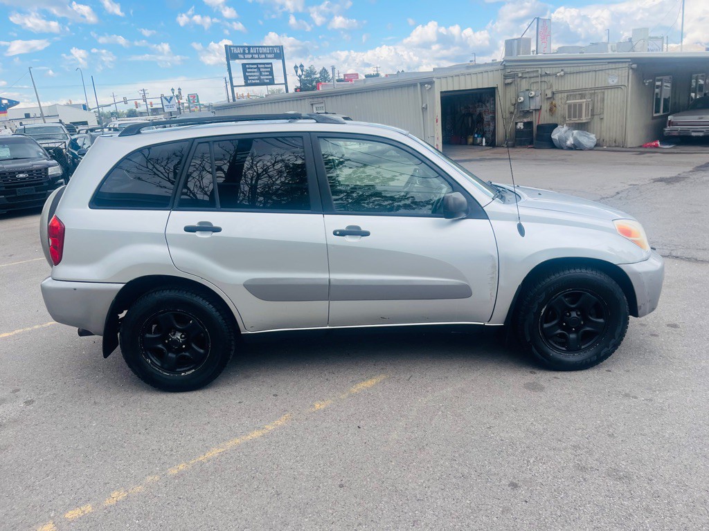 2004 Toyota Rav4 Image 4