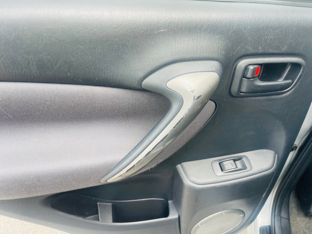 2004 Toyota Rav4 Image 15