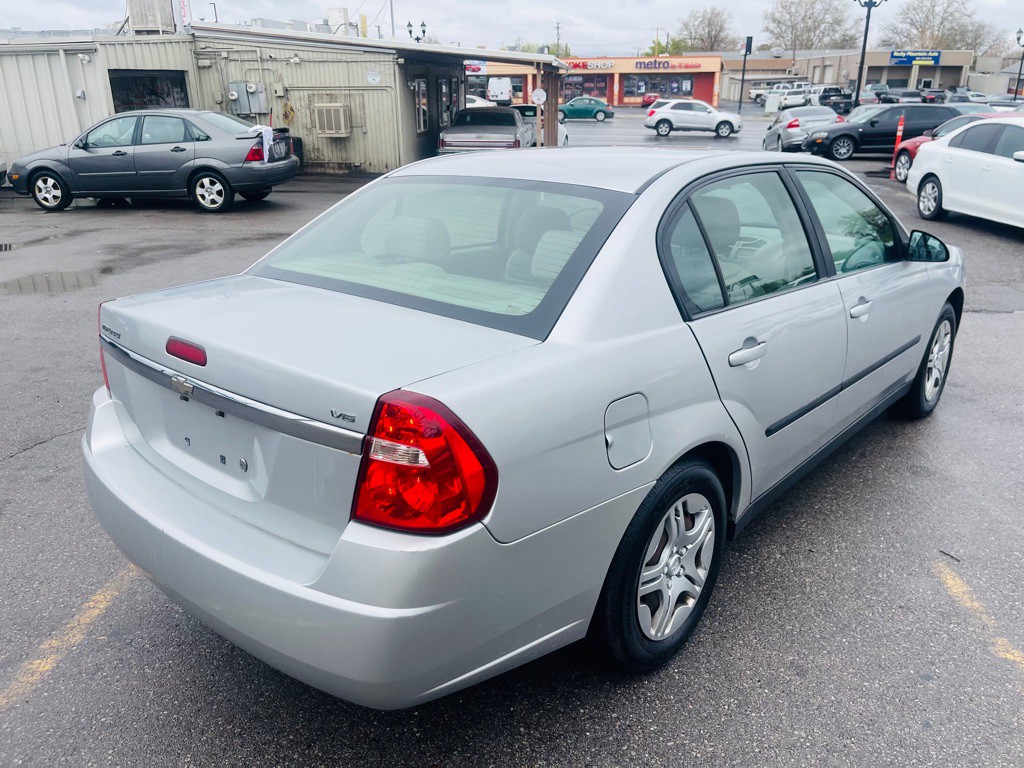 2005 Chevrolet Malibu Image 5