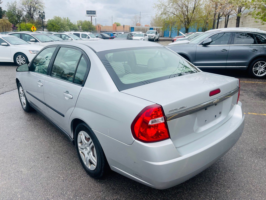2005 Chevrolet Malibu Image 7